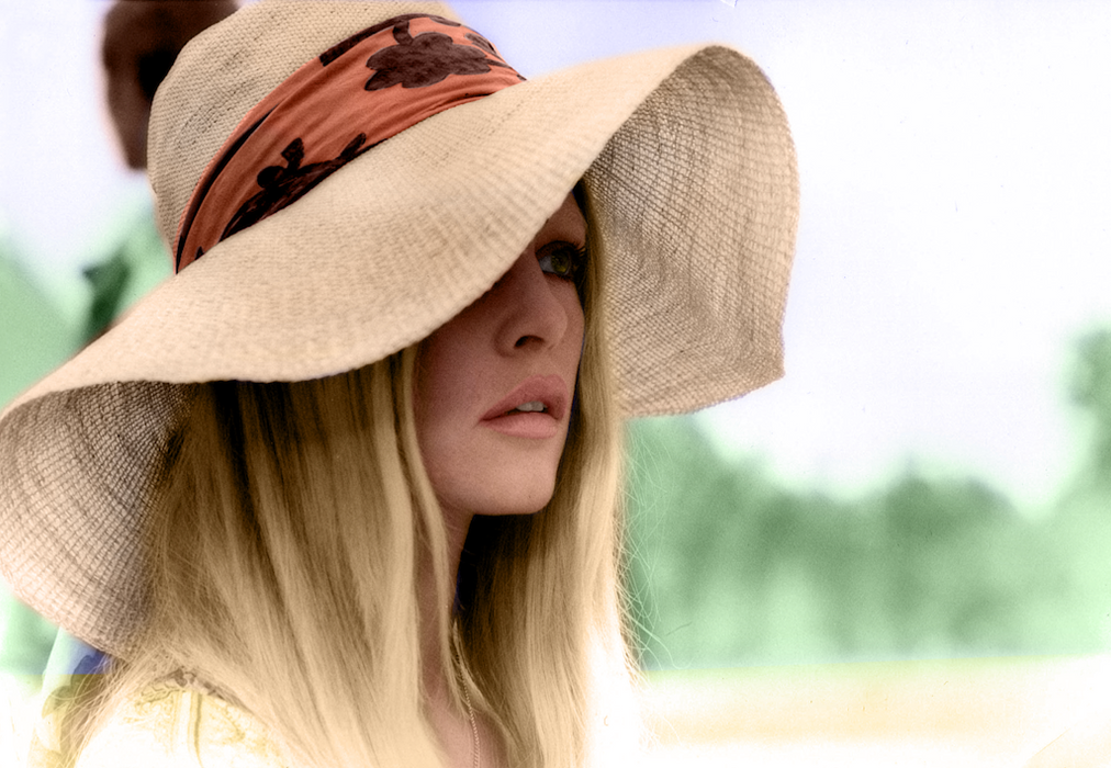 Brigitte Bardot in Floppy Hat