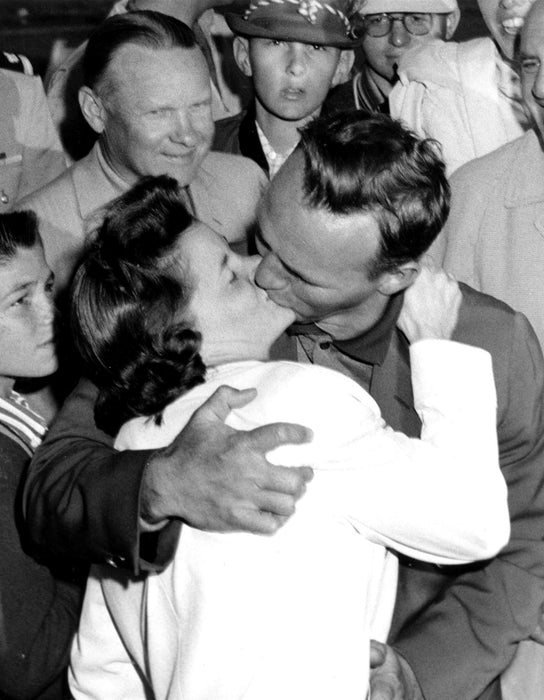 Arnold and Winifred Palmer Kissing