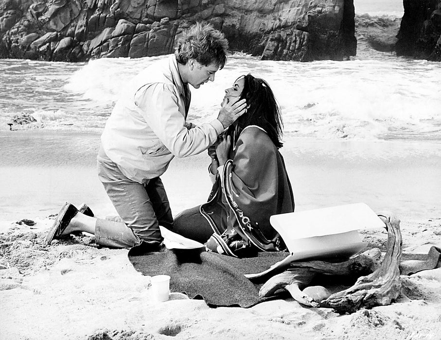 Liz Taylor and Richard Burton in "The Flight of the Sandpiper"