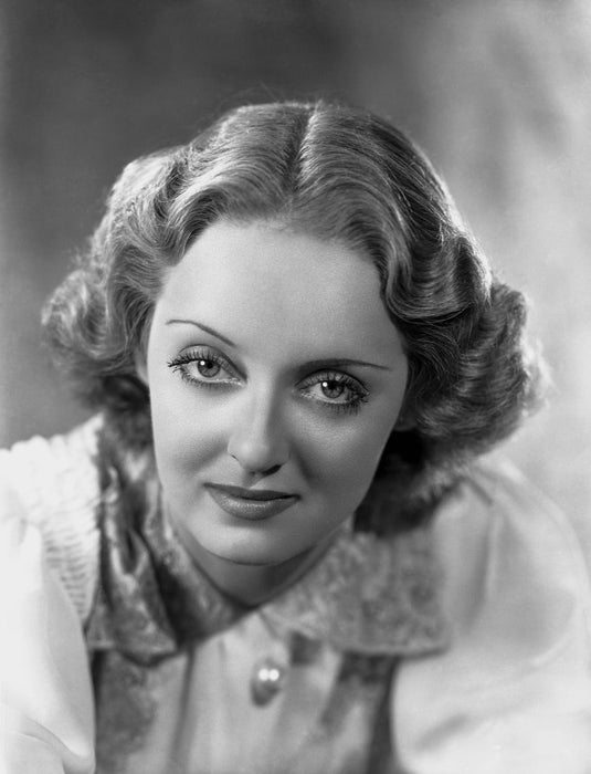 Bette Davis: Piercing Gaze