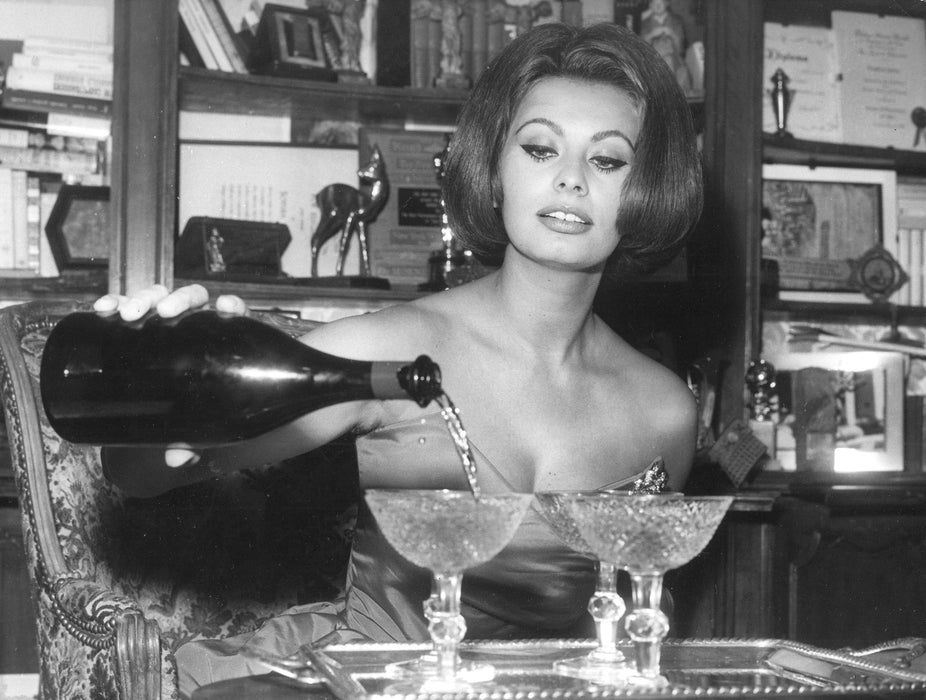 Sophia Loren Pouring Champagne, 1963 - Black and White